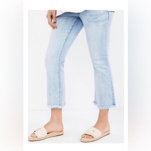 LED Luxe Essentials maternity crop fray hem jeans | Sz 25